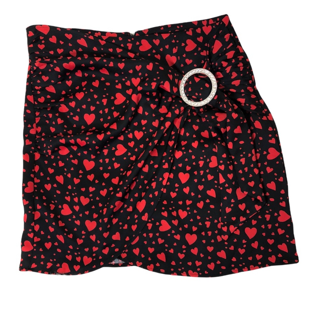 Forever 21 heart skirt black/red size M